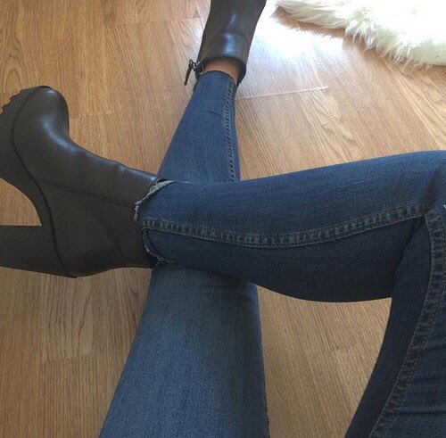 nude chelsea boots