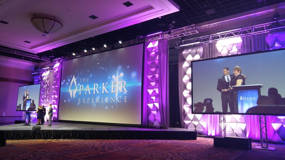 KMCUniversity's tweet photo. Kathy Mills Chang just got Parker's first Chiropractic Person of the Year Award at Parker Las Vegas! #KMCKathyRocks https://t.co/0AbRgwPKJp