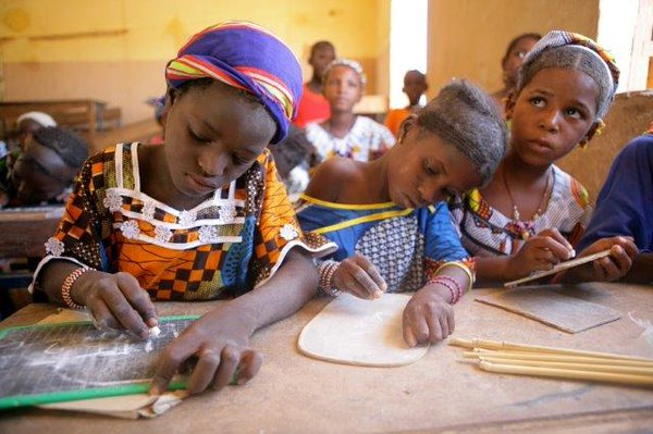 KentPage's tweet image. Children have the right to have fun, learn &amp;amp; express themselves. #unicef #childrights v/@unicefmali