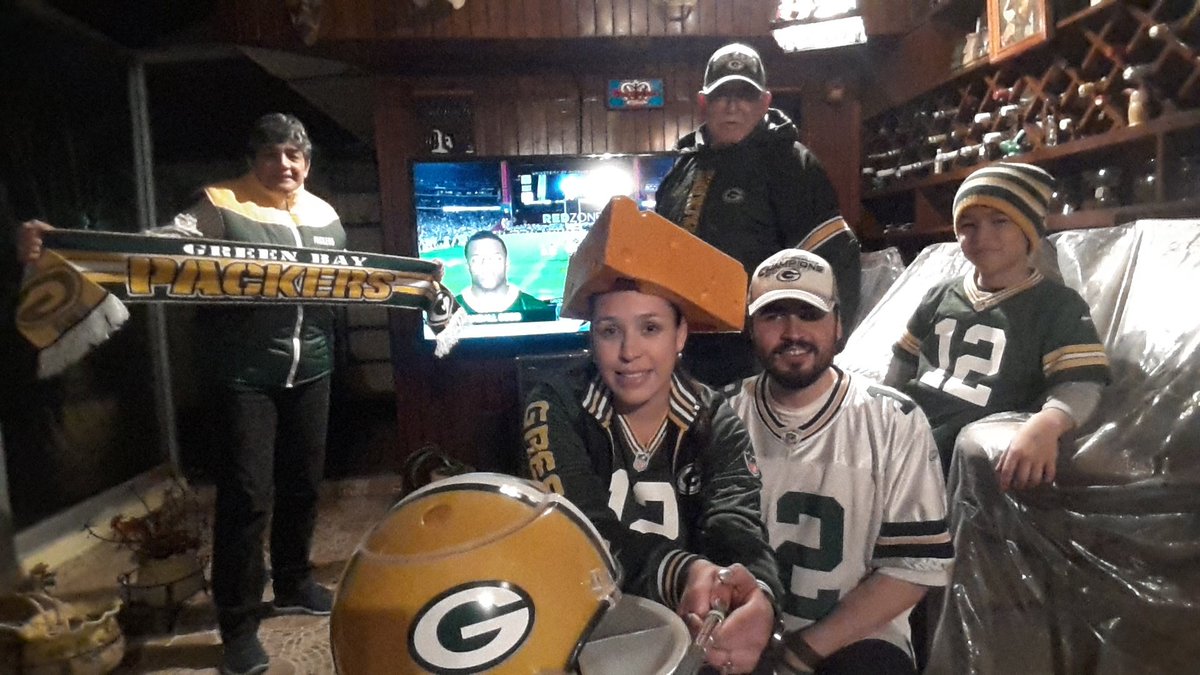 Danyta84's tweet photo. #SUPERFANNFL @TD_Deportes https://t.co/cS9A64RJlH