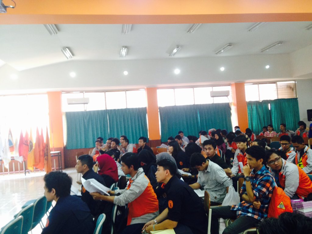 MUSYAWARAH NASIONAL IX IKATAN MAHASISWA GEODESI INDONESIA hari ke 2,masih pada pembahasan AD/ART #MUNASIX-IMGI