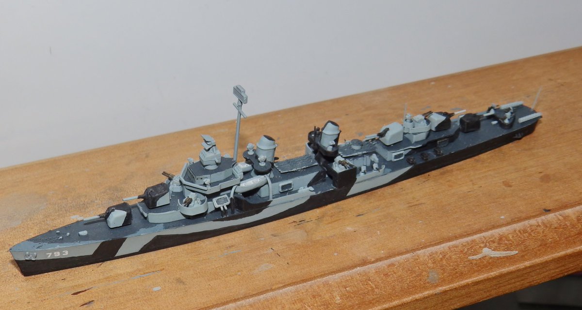 1/700 アメリカ海軍フレッチャー級駆逐艦『カッシン・ヤング』竣工です