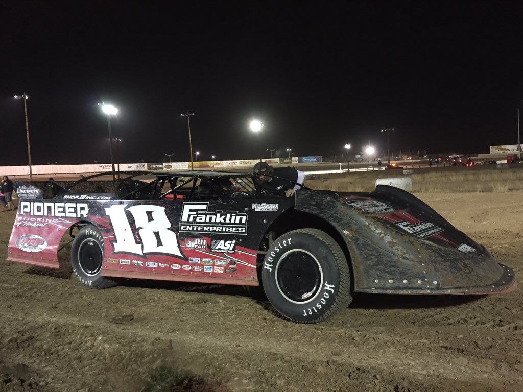 TheDirtNetwork's tweet photo. "Right Foot Ronny" Lee Hollingsworth @18_RLH with a solid 2nd place finish in Night 5 of the #WildWestShootout https://t.co/ZjvBIWFsJt