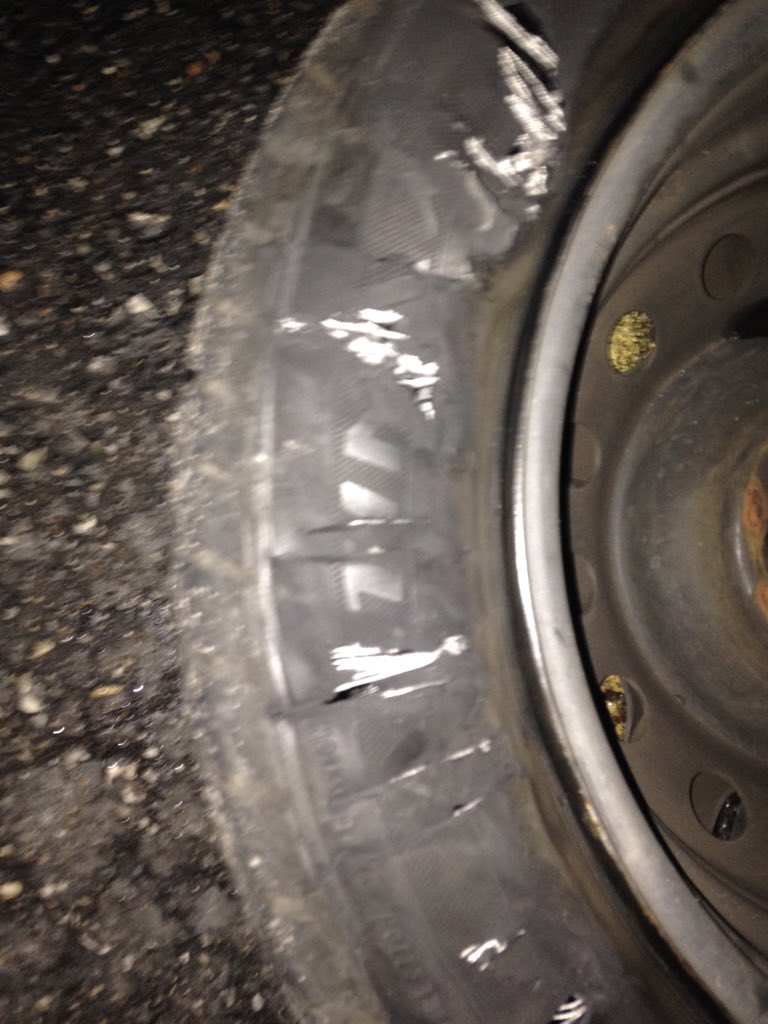 lovethat_keiona's tweet image. Twitter please tell me do these look like slashes or I'm dumb🤔