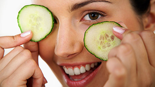10 Natural Remedies For Dark Circles and Blemishes astralandopal.com/blogs/10-natur…