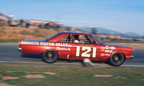 Basso488's tweet photo. 51 years ago today Dan Gurney won the 1965 Motor Trend 500 @ Riverside International Raceway #NASCAR Grand National https://t.co/T3sTX8hFxU