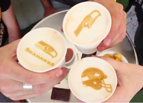 #Israelistartup reproduces @Seahawks images on #latte foam #RippleMaker #GoHawks! bit.ly/1PSv2Dn