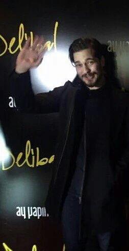 rewidova's tweet photo. Delibal Gala Gecesi Ankara @cagatayulusoyy https://t.co/DDFUFhMe4f