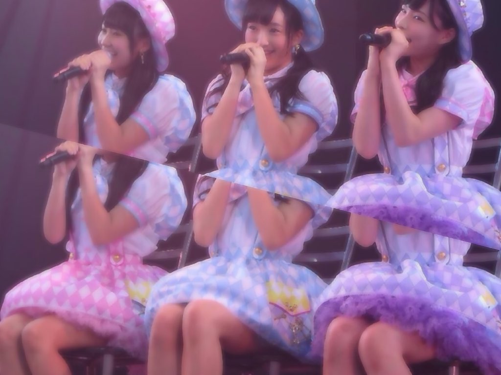 ____meru07's tweet photo. ❤︎ ┈┈┈

　     見つめ合って
　　　話すより
　　片想いがいい

　　　　   廻 ＋ 逢

　　 眩しすぎる
　　       君なんだ
     どれだけ好きでも
                 
❤︎ +＋ https://t.co/mIIcWsmxyF