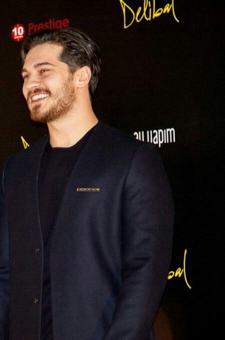 rewidova's tweet photo. Delibal #ankaragalagecesidelibal @cagatayulusoyy https://t.co/QBueDE5WYD