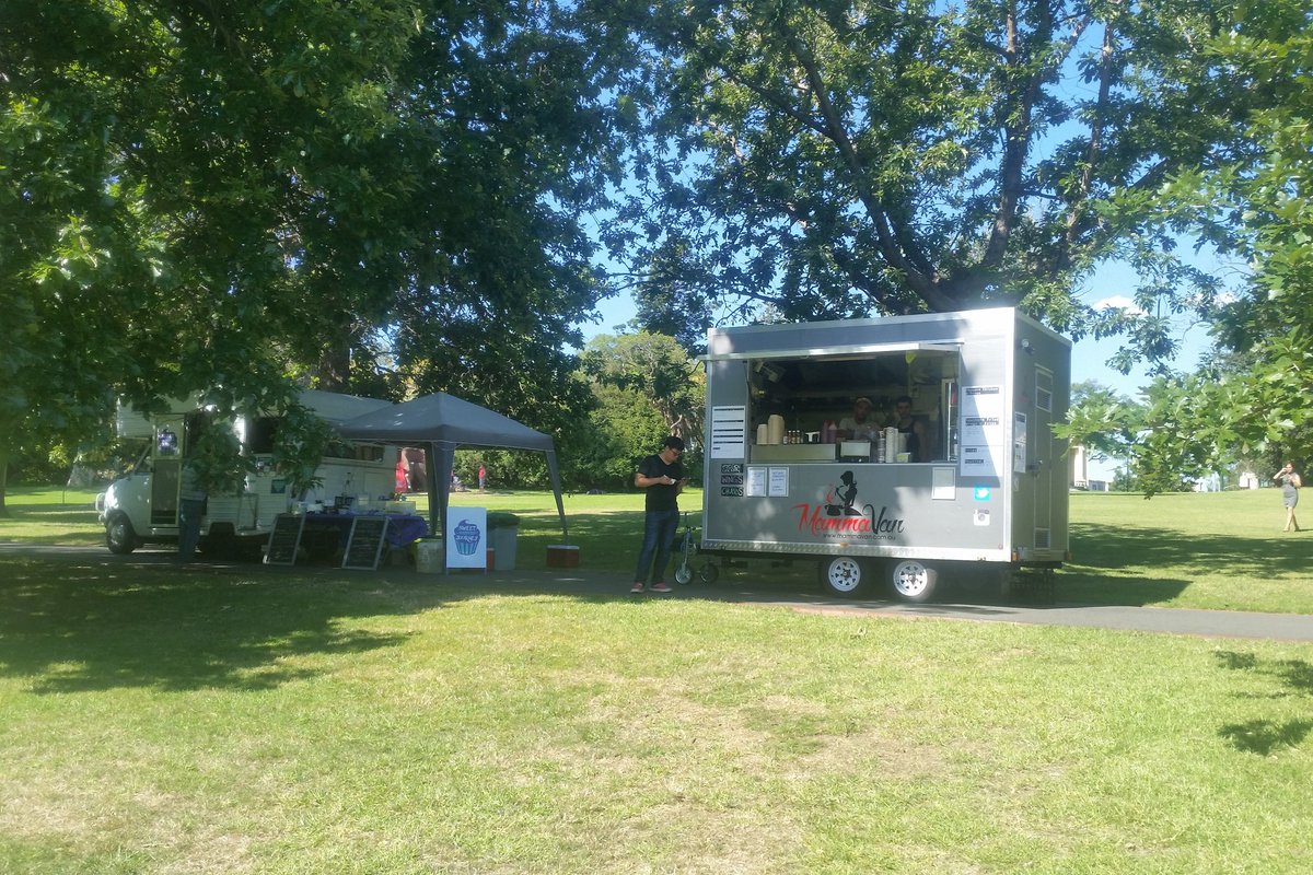 sweetforbidden's tweet photo. Lets chill @cityofmelbourne at Fitzroy Gardens now with @NBdance, @mamma_van, coffe on Q &amp; I. #foodtruck #melbourne https://t.co/w1LMYxZiq3