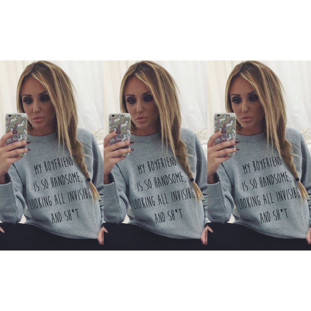 Charlottegshore's tweet photo. Sums my life up right now 😂😂 #InvisibleBoyfriend 🙌🏼 new to NOSTALGIA 🔥 @inthestyleUK 
https://t.co/WXEtkaCVX5 https://t.co/Jy6wYbBiOo
