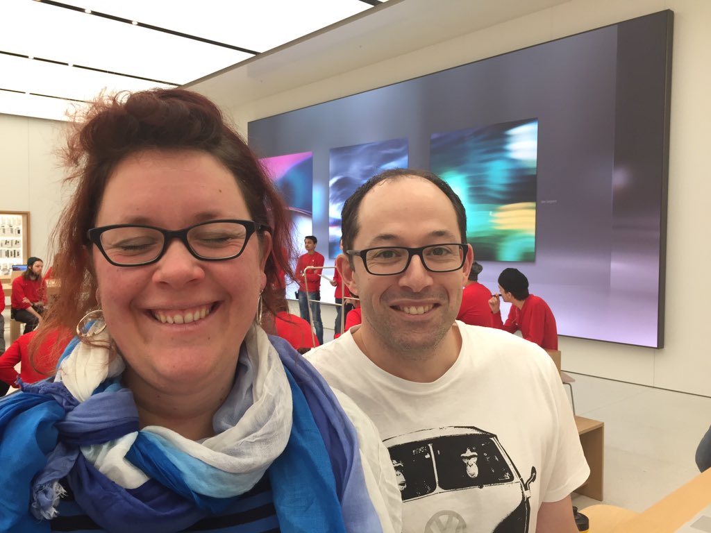 The NW London #ADES delivering training at the #BrentCross store @renatojlopes @mrpielee <a href="/ktwebs/">Kenneth Taylor</a> #Adechat <a href="/peterford/">Peter Ford</a>