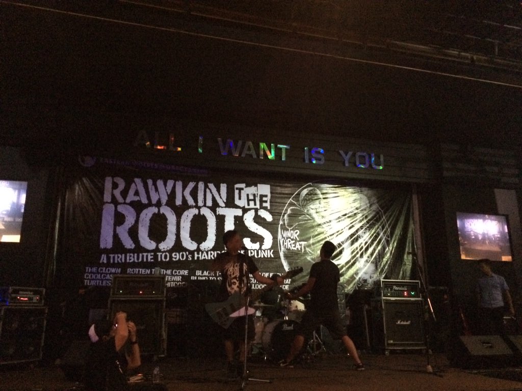Rotten to the core On stage @RTTC_BDG92 #RawkinTheRoots