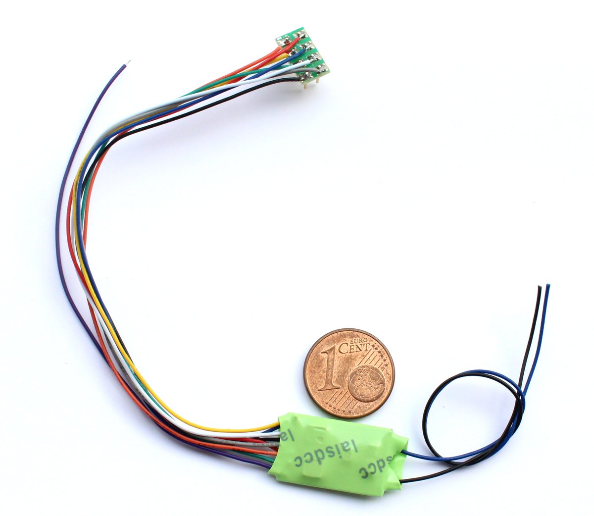 laisdcc's tweet photo. 860021 NEM652 8PIN DCC DECODERS https://t.co/qbUzQf8KFs