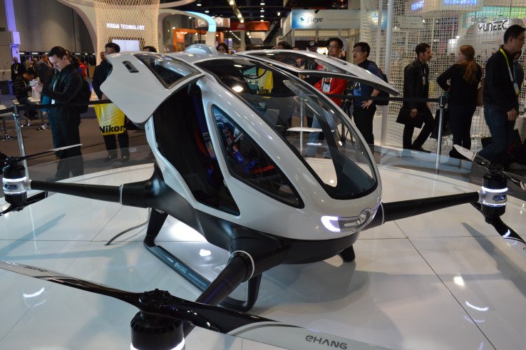TheDronesAgency's tweet photo. Экспонат выставки CES 2016 - первый дрон для гражданских перевозок.  Модель поступит в продажу в 2016м  #drones #ces https://t.co/jZjgaBjpLD
