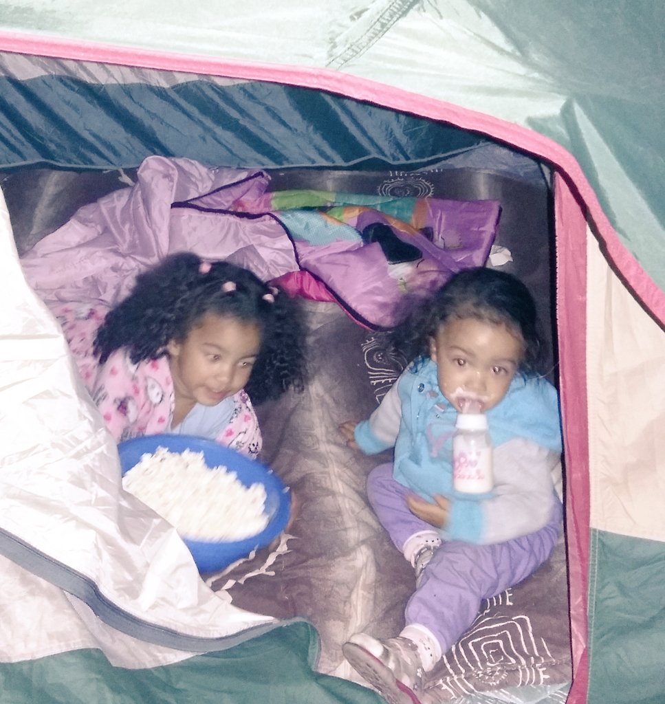 bradleyHJ's tweet photo. Sometimes when you need a holiday, all you need is camping in your backyard with the kids. #AboutLastNight https://t.co/SZfMikc6eq