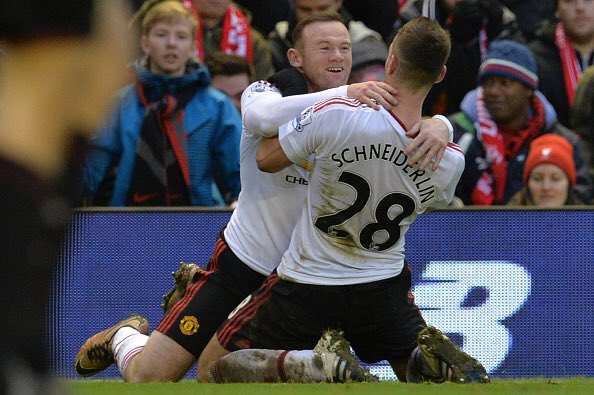 We fight to the end! Brilliant from <a href="/WayneRooney/">Wayne Rooney</a> #MUFC #RedArmy