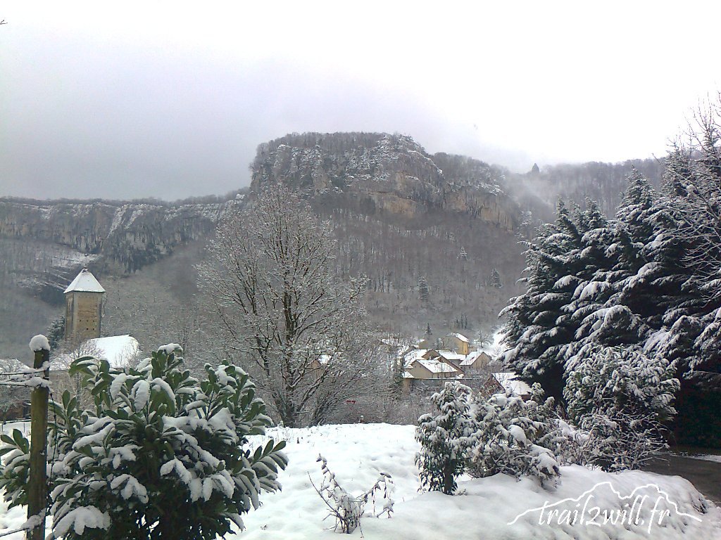trail2will's tweet photo. 2h de #trail ce matin pour "éliminer" la #fondue d'hier soir. Ce n'était pas pour me déplaire! #arbois #jura #neige https://t.co/K1Hv64qWCu