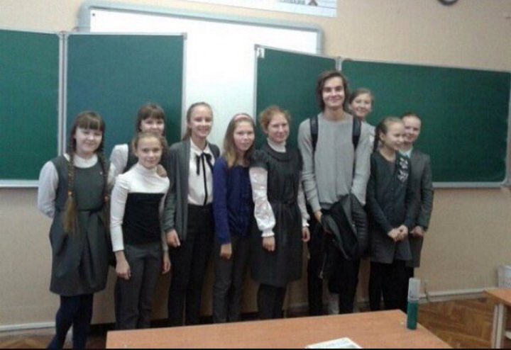KarinaBeus's tweet photo. Хватит издевается над MBAND, а то я боюсь их армии https://t.co/mYh2f22UrG