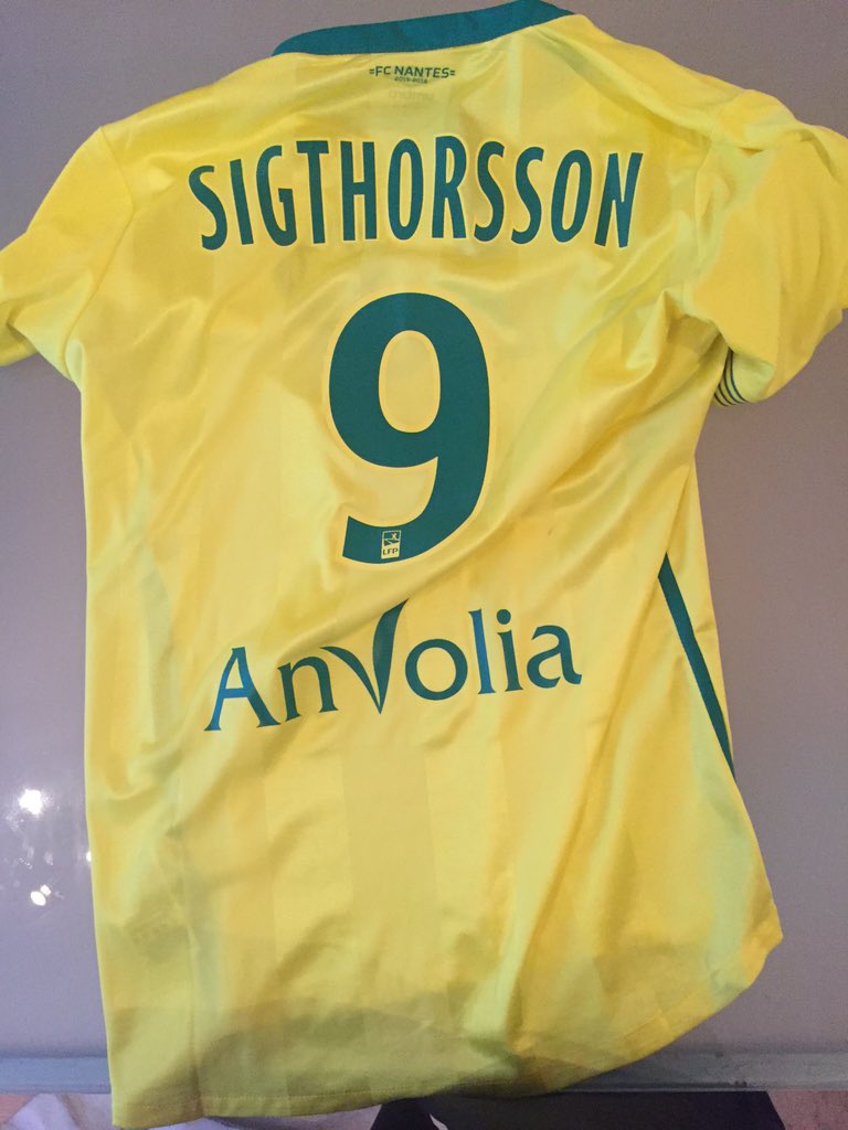 Kolbeinn Sigþórsson í Atvinnumönnunum okkar á Stöð 2 í kvöld kl. 20:00.RT og þú getur unnið þessa árituðu treyju!