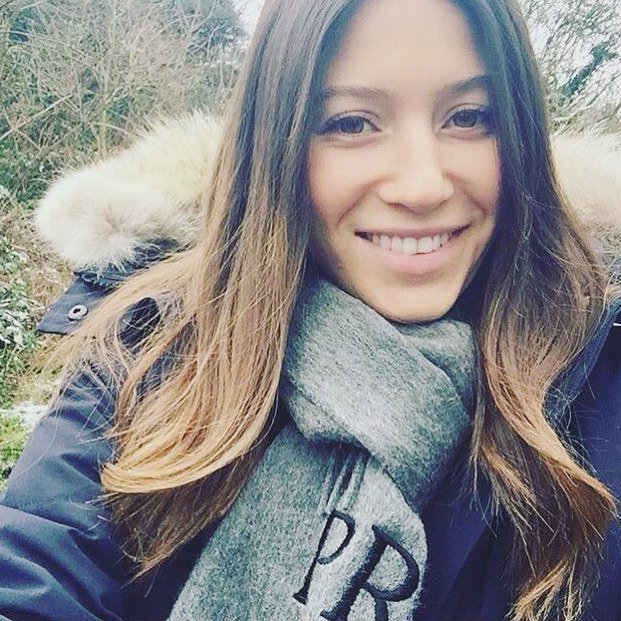The lovely @philippabloom from <a href="/wearetwinset/">⁺ ›TWINSET. (INVITEN A TODO)</a> keeping warm in our personalised scarf! ❄️❄️ … ift.tt/1nrKInL