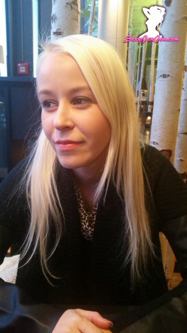 Nach dem Shooting erst mal st&auml;rken bei Hans im Gl&uuml;ck... #weserpark https://t.co/mvIFMB6UUR<a href="/tag/weserpark"class="tags"><span>#weserpark</span></a>