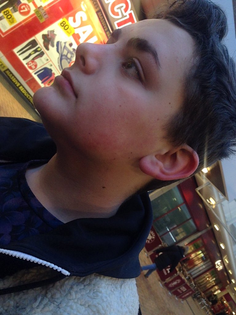 GayFamilyWeb's tweet photo. Child assaulted by old woman in Sutton Coldfield #gracechurchcentre https://t.co/oXyzGARkaN