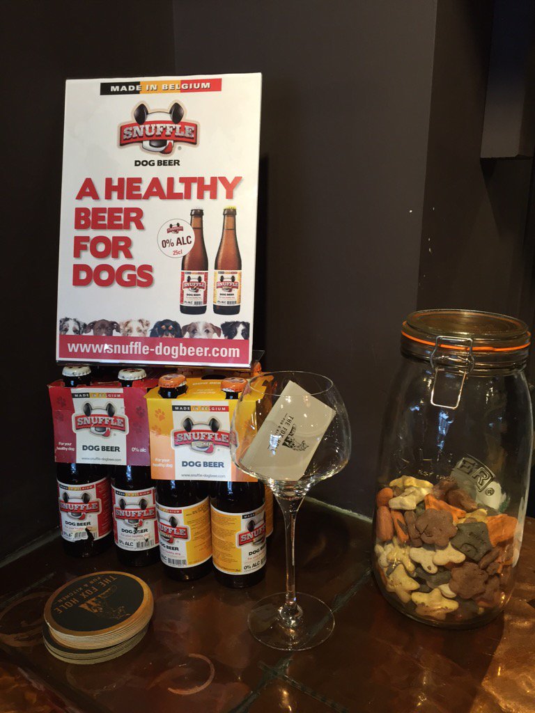 OffGridClothing's tweet photo. @TheFoxHolePub we love the fact you cater for our doggies, not only with beer but water, treats and a warm bed too! https://t.co/rUvT5eUtq8