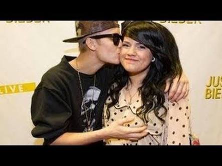 Udah bertahun2 lamanya, ngeliat ini ttp aja nyesek...💔 i mean, how lucky she is! walaupun justin blgnya ga sengaja👅