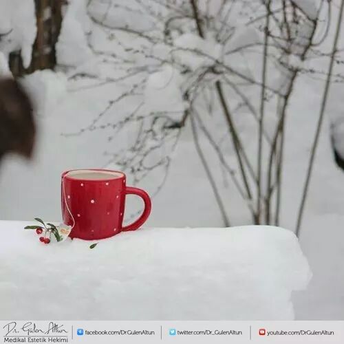 Kar huzur verir.. İşte bu yüzden unutma ki; gürültü yapanların değil huzur verenlerin yolu gözlenir sadece... #kar