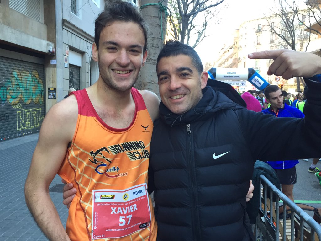 Mi joven "padawan" crece.. Como nos hemos emocionado por sus 32'32"!!! Lejos quedan los 37' y las lesiones.. Enorme!