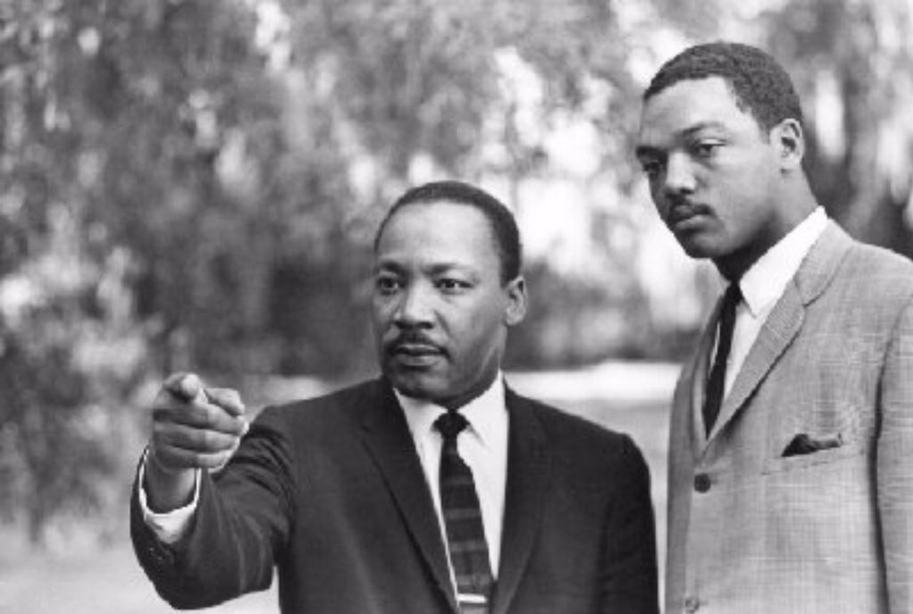 <a href="/RevJJackson/">Rev Jesse Jackson Sr</a> <a href="/SantitaJ/">Santita Jackson</a> discuss now: What would #DrKing think of #poverty2016? 🎧 <a href="/WVON1690/">WVON 1690AM</a> 📻keephopealiveradio.com 🎙