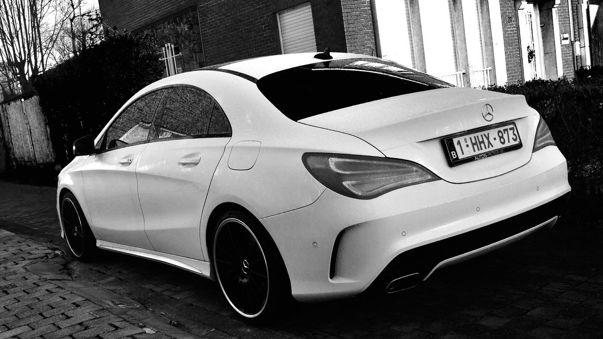 KRlMZYY's tweet photo. My Mercedes-Benz CLA 180 AMG Line my best pics of it so far, what you think?? #Mercedesbenz #CLA #AMG #KRlMZYY #MERC https://t.co/Qjg6kRBdUM