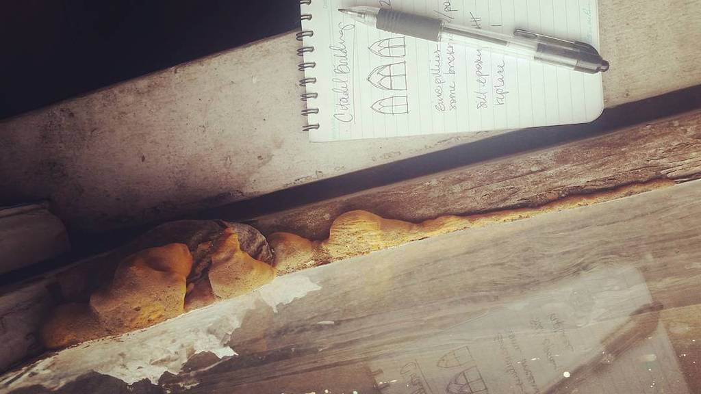 buildinghugger's tweet photo. Field notes. You know you can call us before you need to resort to sprayfoam... right? #huglife #sprayfoam #windowl… https://t.co/Jd7Z6jj0xd