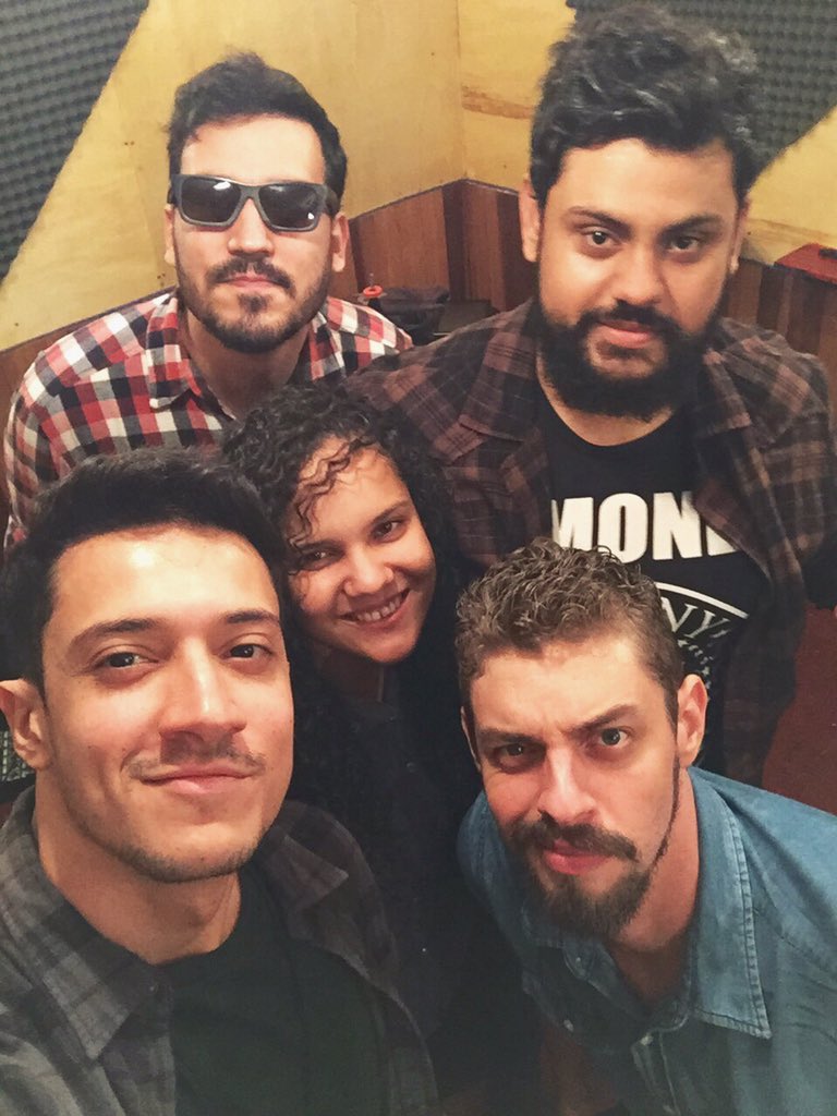 bandaMOLDAR's tweet photo. De volta aos trabalhos 2015! 👊🏽 https://t.co/iD8gxnIZMT