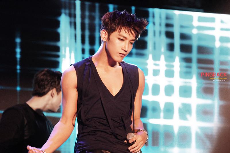 AthenaNelyo's tweet photo. Jun. K - ADTOY era (2) just... wow... the last one... ghe... my... x_x https://t.co/JsivEYkg5M