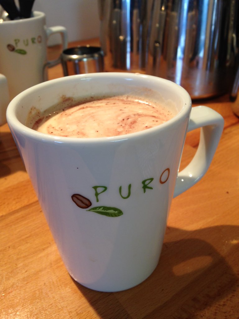 A warming freshly ground coffee, hits the spot after that cheeky surf! Brrrrrrrrr.