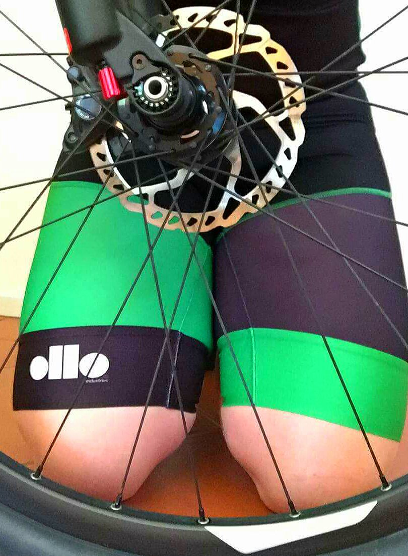 R2R_AUS's tweet photo. @Olloind is making sure we are best dressed at #Wildside16 #veteranteam @mtb_news @MTBAust https://t.co/r5xA85vQ0C