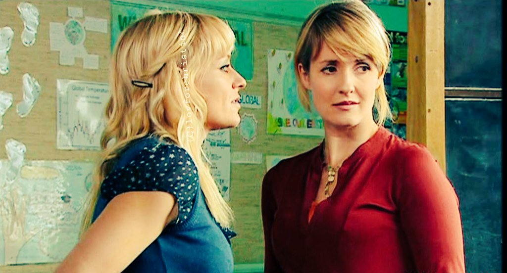 LovForChristine's tweet photo. Another shot from series four of #waterlooroad https://t.co/PlgFafOw0K
