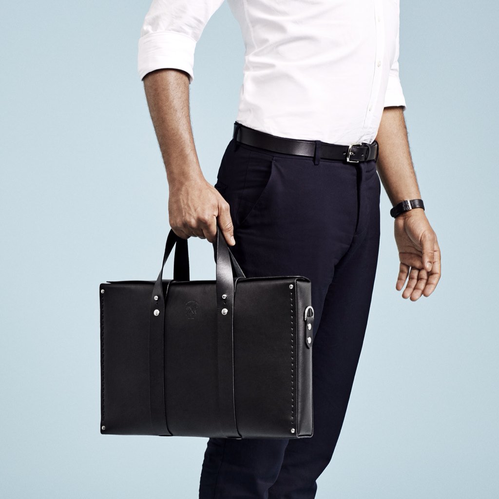 LeatherProjects's tweet photo. Our classic city bag https://t.co/a54mslh4PY