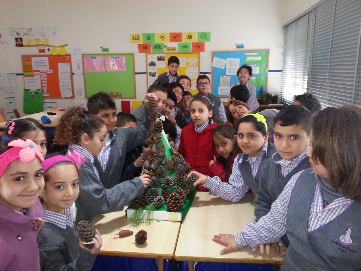 raefa_jomaa's tweet photo. Trees identification #4th grade #conifertree @DawhaHighSchool https://t.co/p5R1PXi77J