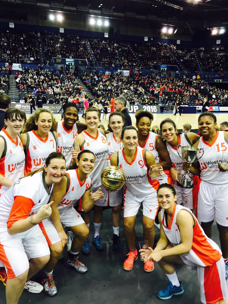Hatters_BC's tweet photo. Winners proud #WBBLTrophy Final #proud #wbblfamily #LetsGoHatters @WestfieldHealth @WBBLofficial #Sheffield https://t.co/hEJNMoK0lo