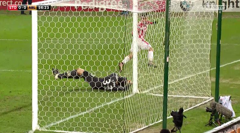 SkySportsPL's tweet photo. Cech twice saves #AFC! Things really spicing up at the Britannia in the 2nd half! https://t.co/p1gxWDqR8a https://t.co/XP1Oebl9rF