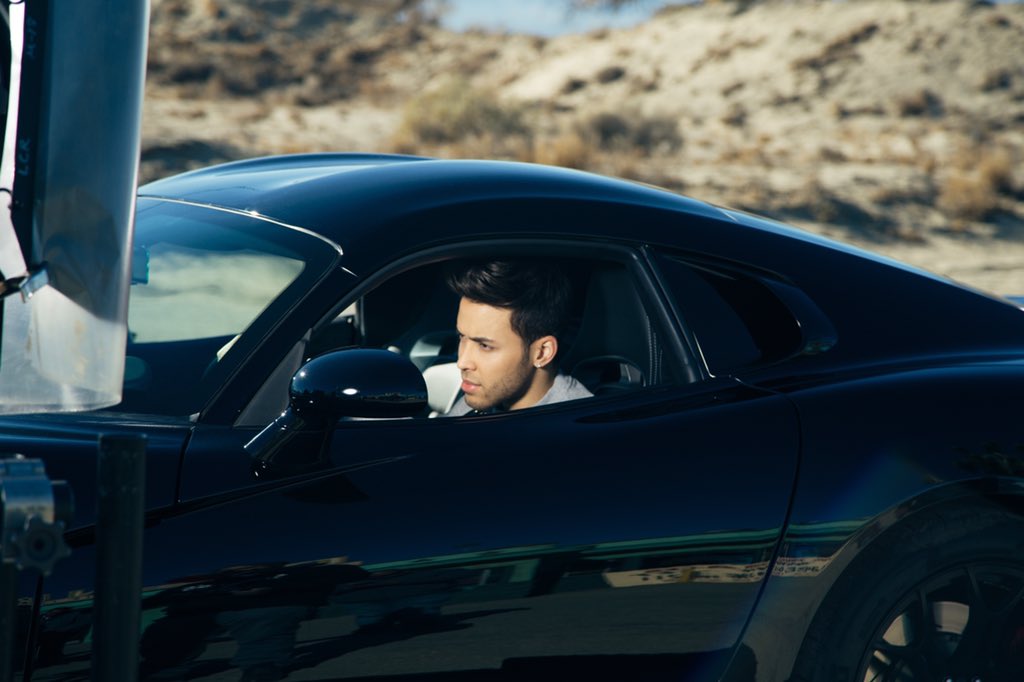 PrinceRoyce's tweet photo. #CulpaAlCorazonMusicVideo viernes 22 de Enero ! https://t.co/kk41fR4266