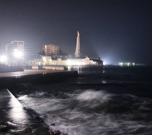 SgforgoodStella's tweet photo. Beautiful winter evening in #Sevastopol #Crimea #Russia #dramaticpic https://t.co/Gh53S1Epky