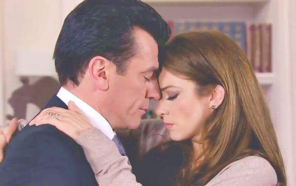 _NAVARROSALINAS's tweet photo. Que ternuritaaaaaaa😍💞 APRENDAN CARAJO SEPAN LO QUE ES REALMENTE LA QUÍMICA!! #NavarroSalinas #SilviaNavarro https://t.co/LmSFmQEbhP