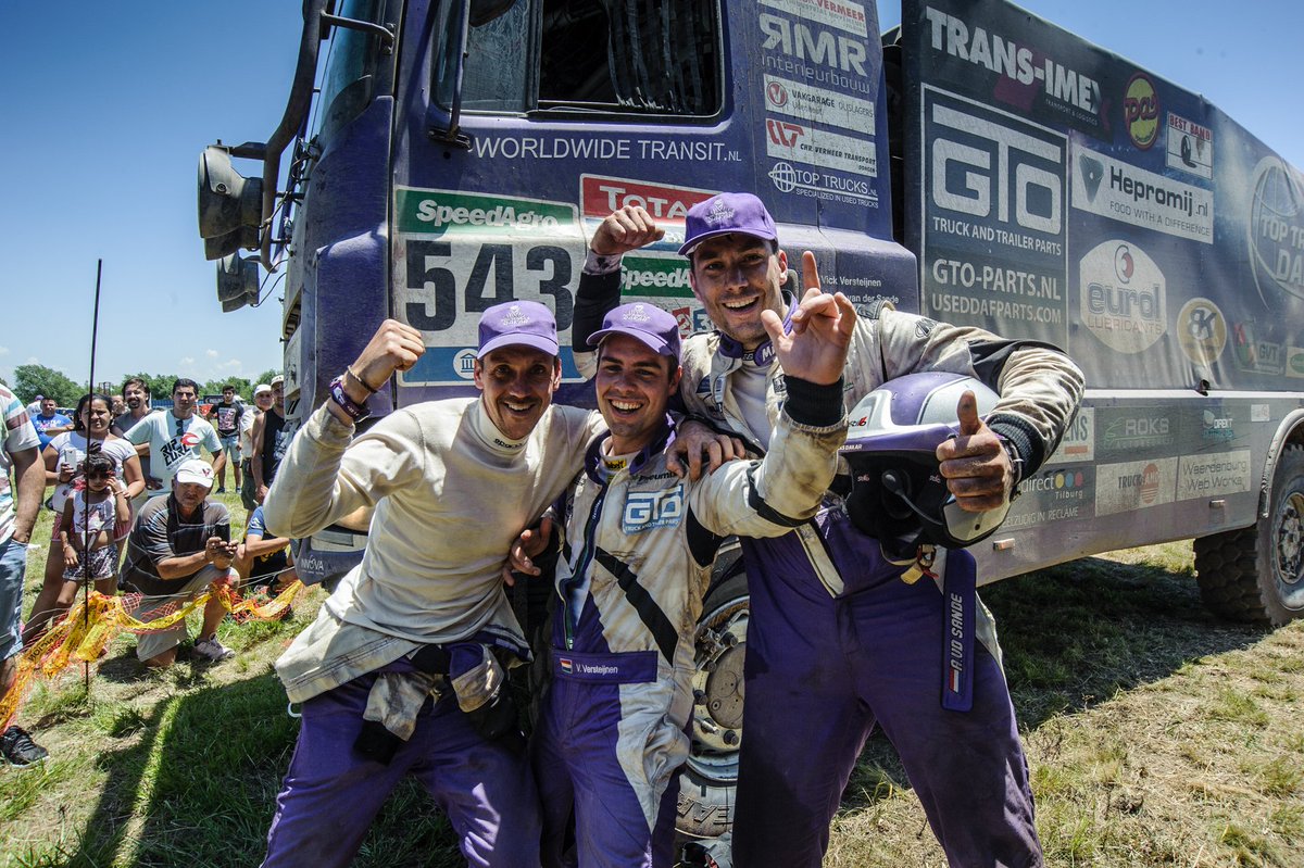 teamtoptrucks's tweet photo. Team Top Trucks en iedereen die geholpen heeft hebben het Top gedaan!
#Dakar2016 https://t.co/eGqLmGTvmX
