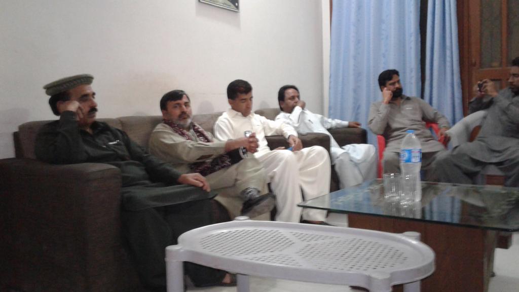 pyomalir's tweet photo. VP Dstt Malir @AdeelAkhtarPPP Met #DhaniBuxSamo Presdnt #CBAUnion & Discused Salries issue of PakSteelMill Employes https://t.co/61erUndcQR