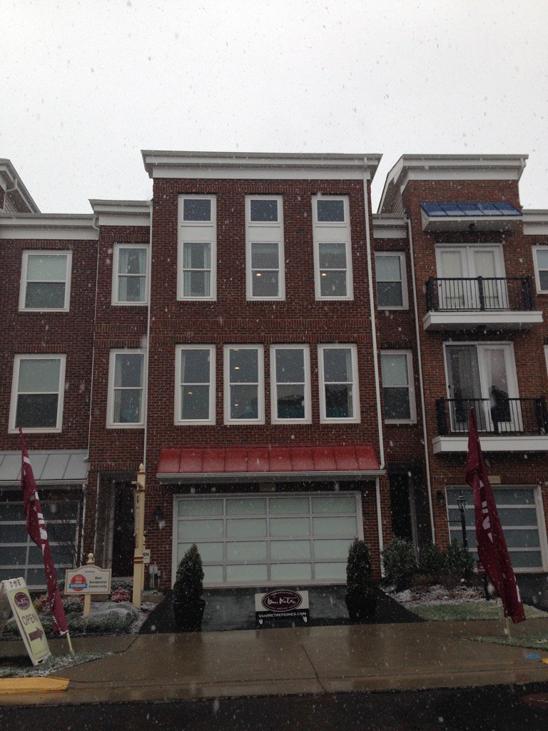 VMTownsend's tweet photo. First snow @ the Townsend! Safe travels everyone! #TownsendCollection #VMTownsend #Brambleton #VanMetreHomes #snow https://t.co/qBwBYjFXHR